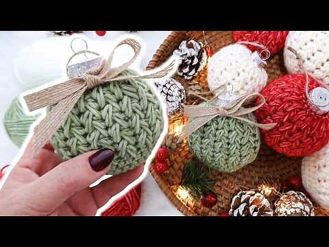 How to Crochet Christmas Baubles to decorate your tree