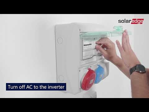 Fan replacement in the SolarEdge Synergy Manager