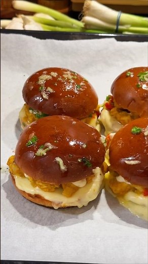 Garlic Chicken Tikka sliders.