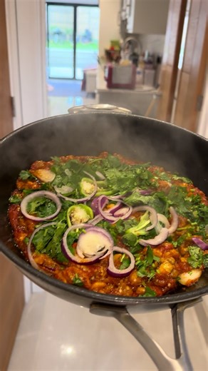 Began ke@Bharthey mey smoke kessy bahri #begankabartha #smokey | bertha