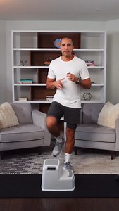 Low Step-Ups are one of the safest, most effective knee-friendly exercises you can do. They strengthen your legs, improve balance, and build knee stability without the pain you might feel from squats or lunges. Start low, move slow, and use support if you need it - this is a perfect rehab-style strength builder. Your knees will thank you. 💪✨ ⚠️ For general fitness education only. Always check with your doctor, move at your own pace, and perform at your own risk. #kneepain #beginnerworkout #seni