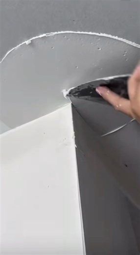 How to Finish an Inside Drywall Corner Like a Pro