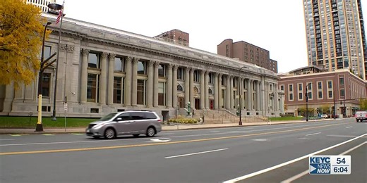 Federal building named after late Senator Wellstone (D-MN)