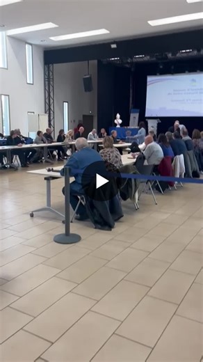 Installation du Conseil Municipal En tant que conseillère déléguée j’ai eu l’honneur de participer à l’installation du Conseil Municipal et de prendre part au vote pour l’élection du Maire Bernard… | Valérie Luciani