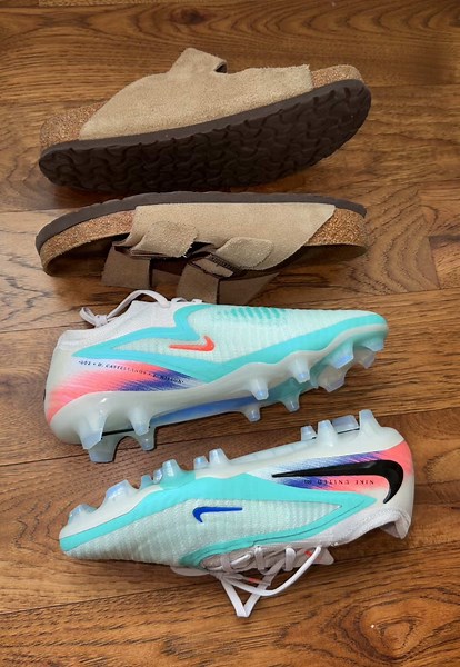 Exploring the Duality of an Athlete in Soccer