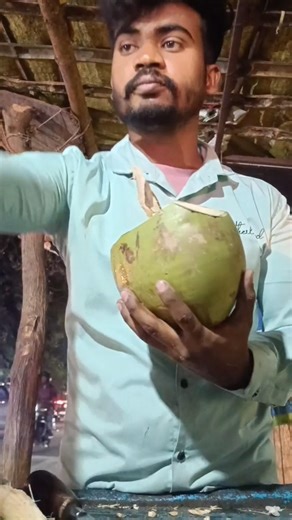 Night shift Coconut cutting Next level 💯🎚️💪#trending #coconut #shortvideo
