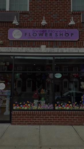 Welcome to Sweet Flowers #flowershop #floraldesign #flowerarrangement #floralart #bouquet #dunellennj #localbusiness #flowerlovers #instaflowers #flowerdelivery #floralbusiness #springflowers #weddingflowers #birthdayflowers #anniversarybouquet #fyp #foryoupage