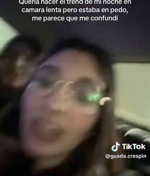 Noche loca en cámara lenta: ¡Vive el trend!