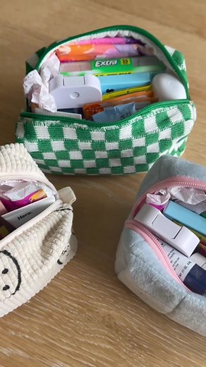 ASMR- Compiled from the best ASMR original vídeos->@Catherine Benson @Noemiemakeuptouch it's just an asmr compilation, it's not me in the videos #asmr #packmybag #packwithme #packmybagwithme #packmybagasmr