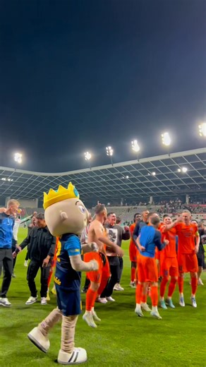 18K views · 577 reactions | 殺 Dragi navijači, včeraj ste bili izjemni. Stožice so bile po vaši zaslugi popolnoma celjske.  Nič ni lepšega, kot slavje z najboljšimi navijači. Hvala za podporo! 﫶 | NK Celje | Facebook