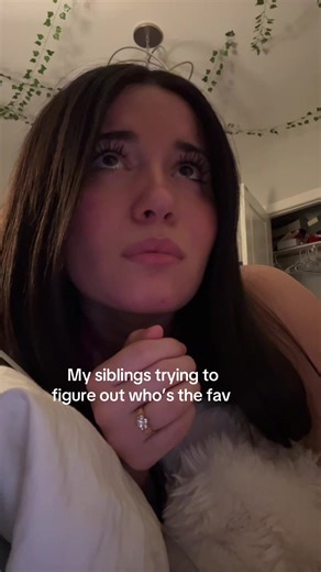 Sibling Rivalry: Who's the Favorite Among Parents?