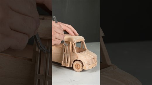 How to craft your own wooden school bus