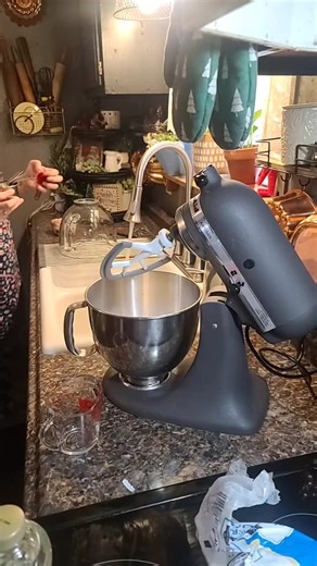 make Royal Icing with me 👩‍🍳 great for sugar & gingerbread cookies | Super Simple With Sarah