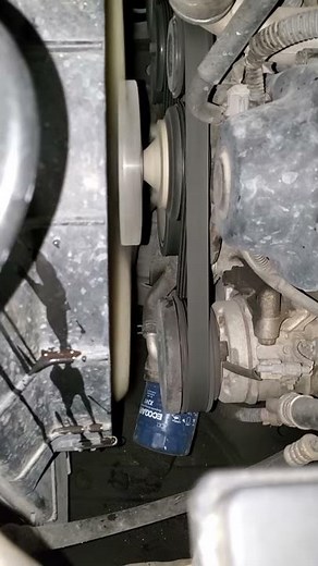 2003 Toyota tundra Replace fan pulley bracket