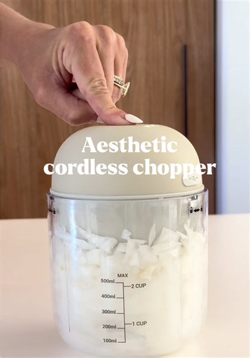 Portable Electric Vegetable Chopper for Easy Meal Prep
