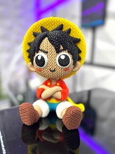 Knitted Luffy ☁️ 🪀Filament: PLA 👨🏻‍🎨Desing by : whale_3d_studio ⏰ Print Time : 15h🖨️Printer: x1c / A1💻Slicer:Bambu Studio〰️Layer Height 0.2 mm 🌀10% Infill.🔱 Supports https://cults3d.com/de/modell-3d/spiel/luffy-crochet-knitted-multiparts | Print Warriorr