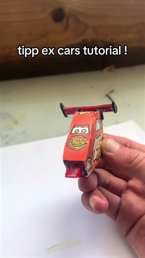 Kako nacrtati mađioničara uz Tipp-Ex