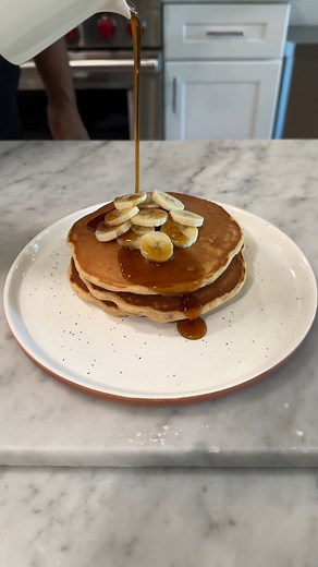 4.8M views · 10K reactions | Griddle cleaning and pancakes! 丹 #cleaning #pancakes #kitchen #breakfast #kitchengoals #weekendvibes | Emmanuel Duverneau | Facebook