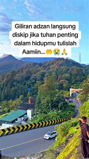 Keindahan Suara Adzan yang Menyentuh Hati