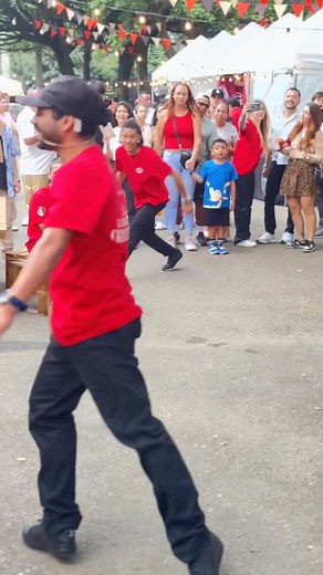 59 reactions · 3 comments | Shows enviga Sonríe baila siente vive #teroswaggy #medellin #dance #global #dancechallenge #acrobatics #envivo #airelibre #vivecomosueñas | Tero Swaggy | Facebook