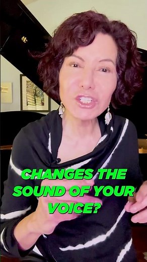 How Your MOUTH Shape (Embouchure) Affects Your Singing