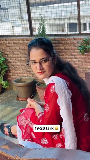 BeingFaiz Khan | Bs thodi Height choti hai 😂 #comedy #relatable #foryou #rishta #engagement #tagyourfriends #funny #height #alien #ladki #viral | Instagram