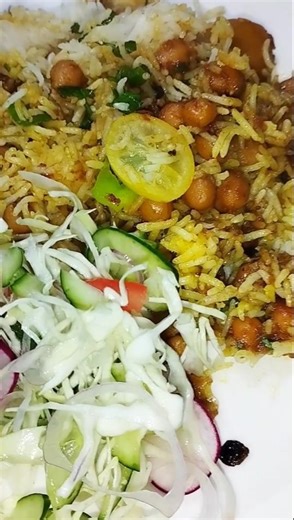 Chana Biryani with Fresh Salad | Perfect Iftar Recipe 🌙 Ramadan Special #shorts #viral #trending