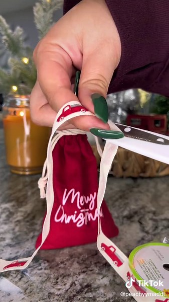 DIY Bath in a Bag Stocking Stuffer Tutorial | Christmas Gift Ideas