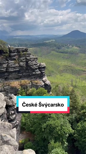 České Švýcarsko 🏔️🌲 Prožili jsme tu krásný týden a mám pro vás několik tipů na výlety a ubytování v tomto krásném kraji: ❤️ Pravčická brána - krásný celodenní výlet i pro děti od 5 let ❤️ Šaunštejn - krásná vyhlídka poblíž Vysoké Lípy, možné spojit s cyklovýletem i pěší procházkou ❤️ Indiánská vesnička Rosehill v Růžové - každou sobotu včetně komentované prohlídky a divadelního představení ❤️ Mýdlárna Rubens - za deštivého počasí zde klidně strávíte 2 hodiny výrobou mýdel ❤️ Chaloupka, kterou