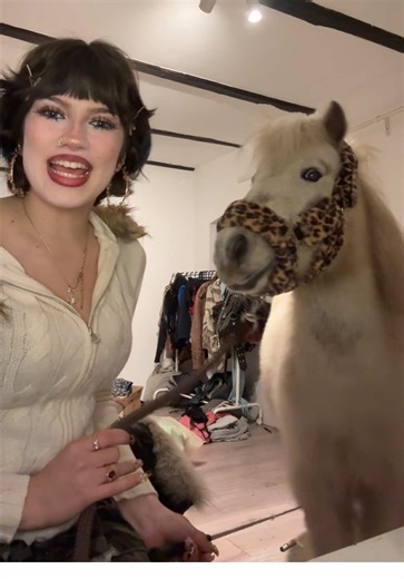 Cocos: Die witzigsten Momente einer Pferdeliebhaberin