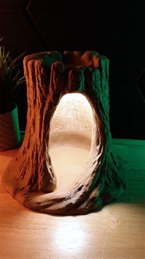 Tree Trunk Lamp
