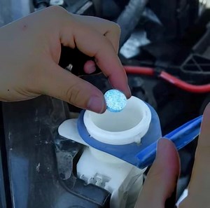 Effervescent Concentrated Windshield Washer Tablets – Effective Cleaning for Car Windows, Kitchen Glass, and Other Glass Surfaces - Etsy Canada