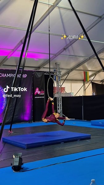 Aerial Hoop Fail: Antibiotico e Prese Difficili