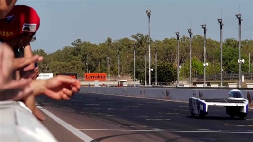 Solar-powered cars prepare to race across Australian outback