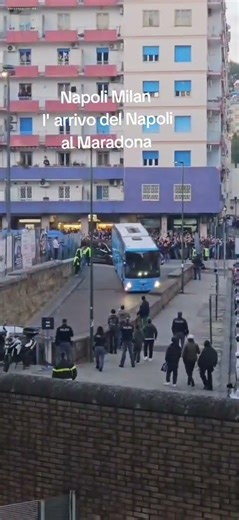 l' arrivo del Napoli al Maradona #forzanapolisempre #napolimilan