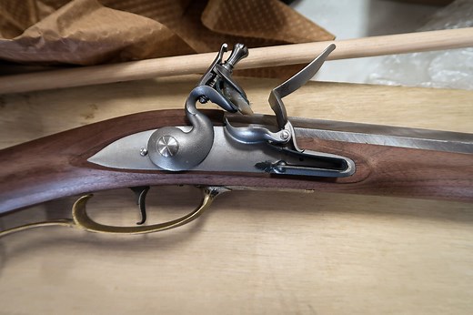 Installing, Orienting, and Knapping the flint in your flintlock with Blackpowder TV — The NMLRA