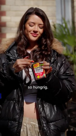Wie sie die Maggi Saucy Noodles am Ende slurped... ich kann nicht mehr 😭