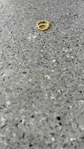 With its simple form and strong presence, learn why AIVIA jewelry is loved by travelers, logic lovers and creative souls alike. Explore our shop. | AIVIA Jewelry