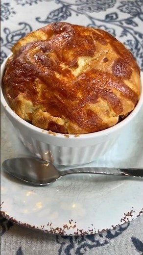 SAVORY CHEESE SOUFFLE - ELEGANT FLUFFY DISH