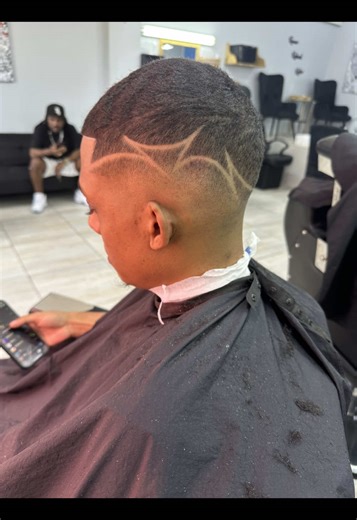 Fade!!!! #barber #barbershop #barberlife #montegobay #jamaica #jamaicanbarbers #latinhaircut