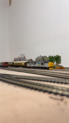 Class 37 | Bachmann 00 Gauge | Model Railway | #modelrailway #train #shorts #railway