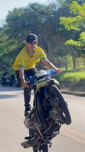 Con tan solo 14 años controlando Cripton Fi | El gemelo Stunt