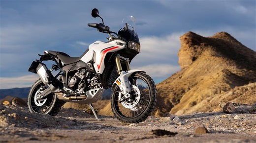 New Ducati DesertX V2, Yamaha Ténéré 700 World Raid to Come to the US, and Details Emerge About the KTM 990 RC R Track