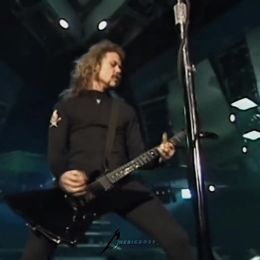 James Hetfield edit song is blitzkrieg by Metallica very underrated and good song 💪 | #metallica #edit #metal #jameshetfieldedit #jameshetfield