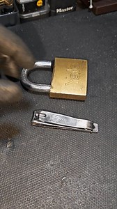 Apertura de candado con un corta uñas. #ganzuadodeportivo #locksport #lockpick #cerrajero #lockpicking #cerrajeria #locksmith | Kyb Locks