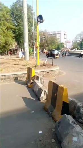 जिंदगी की तलाश में हम, मौत के कितने पास आ गए ?