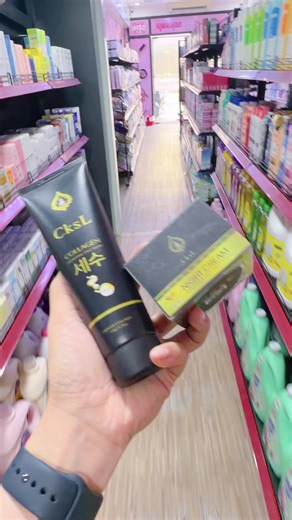 ពណ៌សវិលមុខនិងផលិតផលថៃ