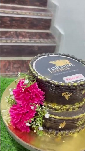 Photo print chocolate truffle cake ❤️💐🎀 #cake #cakecantik #cakedecorating #birthdaycakedecorating