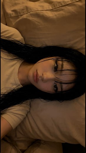 Celeste Lee on Instagram: "Let me know in the comments if anyone’s interested, or tag someone😔"