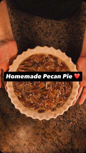 There’s just something about autumn that pulls me right back into the kitchen. 🍂 This pecan pie with a sourdough crust might be my new favorite fall baking moment — warm, toasty, a little tangy, and the whole house smelled unreal. Here’s the recipe if you want to make it too👇 Pecan Pie filling (formulated for altitude): —1 cup light corn syrup —3 eggs —2/3 cup organic sugar —3 tbsp melted butter —1 tsp vanilla extract —1 1/2 cups roasted pecans —2 tbsp bourbon (optional- but delicious!) —1 unb